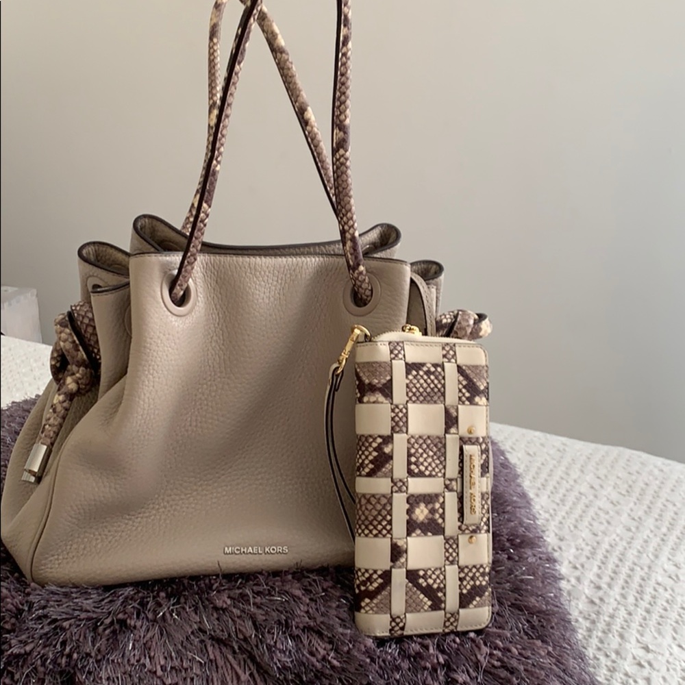 Michael Kors Hand Bag and matching wallet